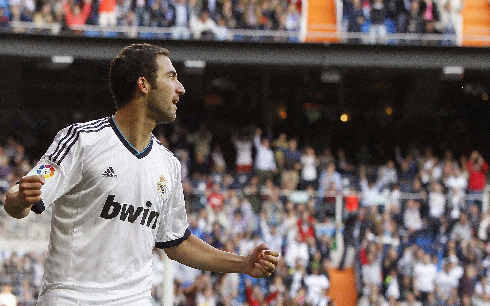 “意甲追分战火升腾，冠军悬念不断变化”，意甲巅峰