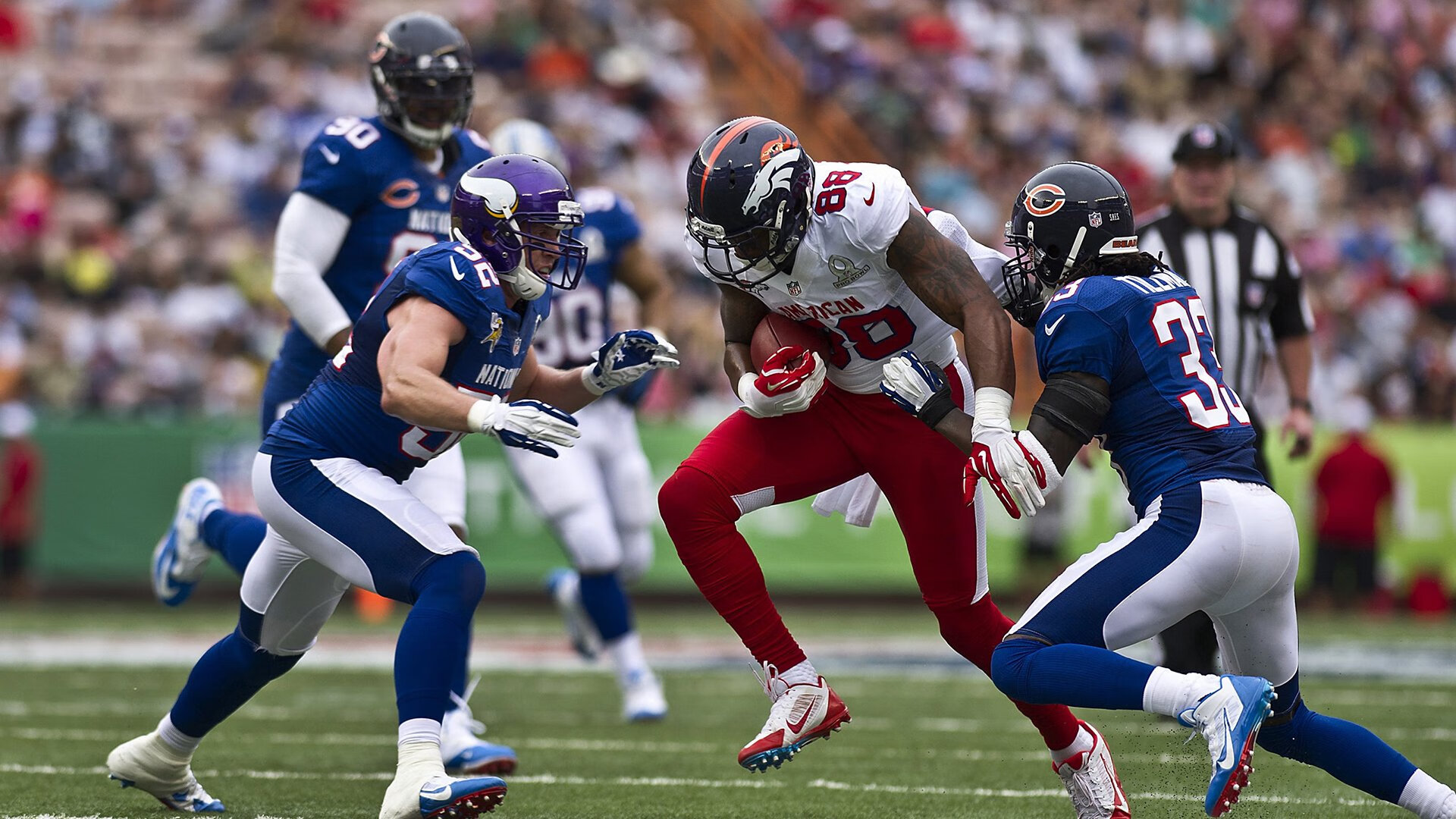 克莱·汤普森投篮远距离破纪录，三分线外无敌手，克莱汤普森投球